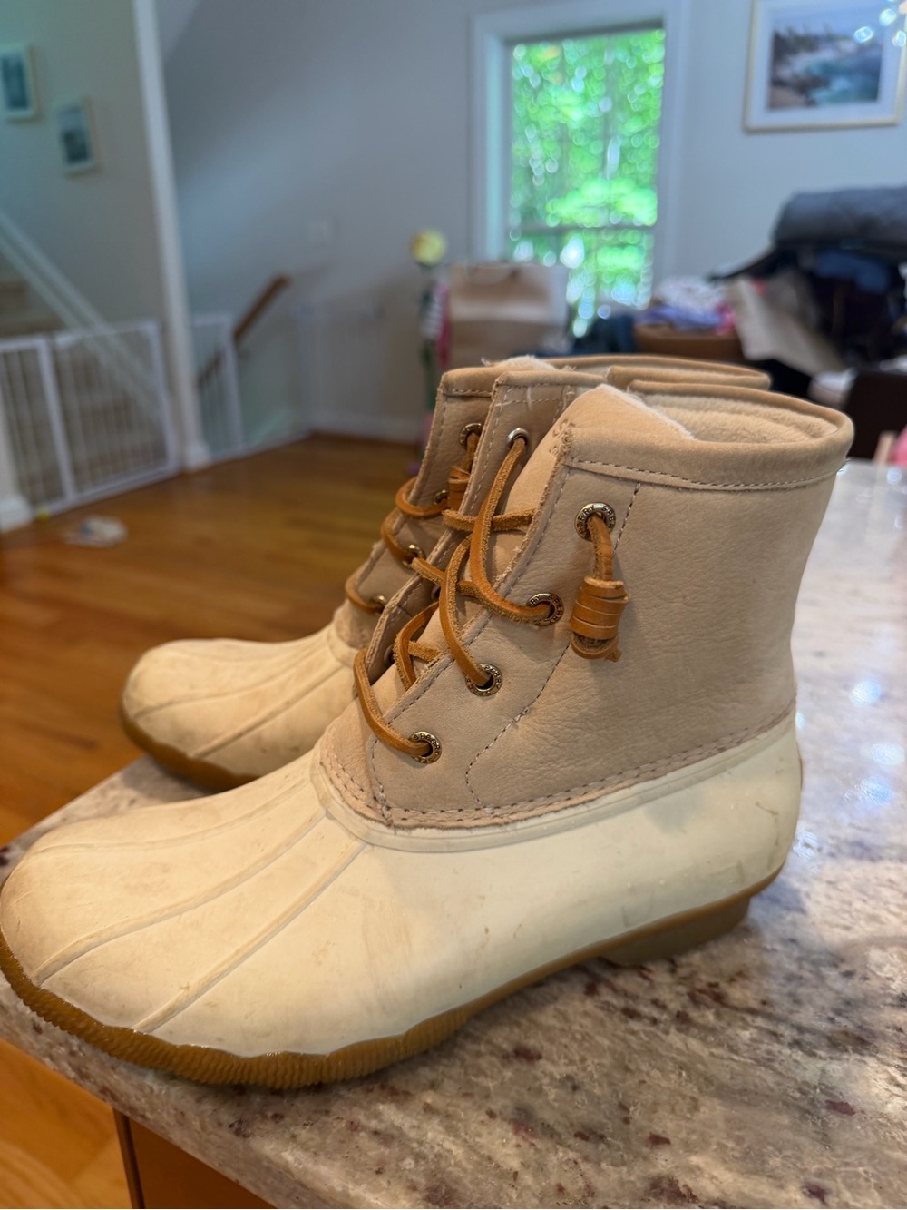 Sperry Beige Duck Boots Women’s 9